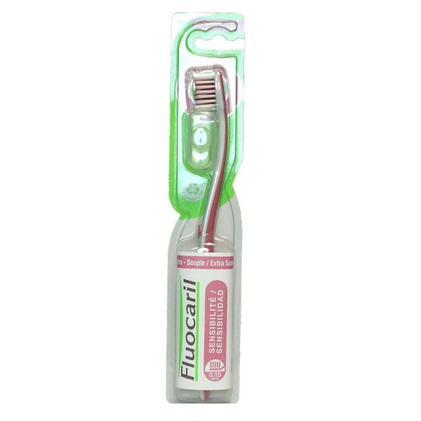 BROSSE A DENTS  FLUOCARIL SENSIBILITE EXTRA SOUPLE 0.15mm